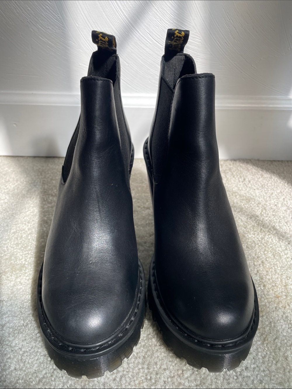 Dr Martens High Heel Chelsea Boots 7 - Picture 4 of 4